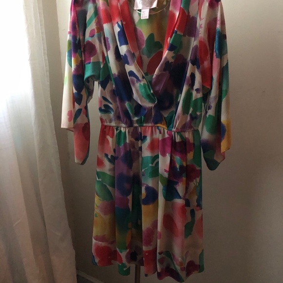 Dress - Picture 4 of 10